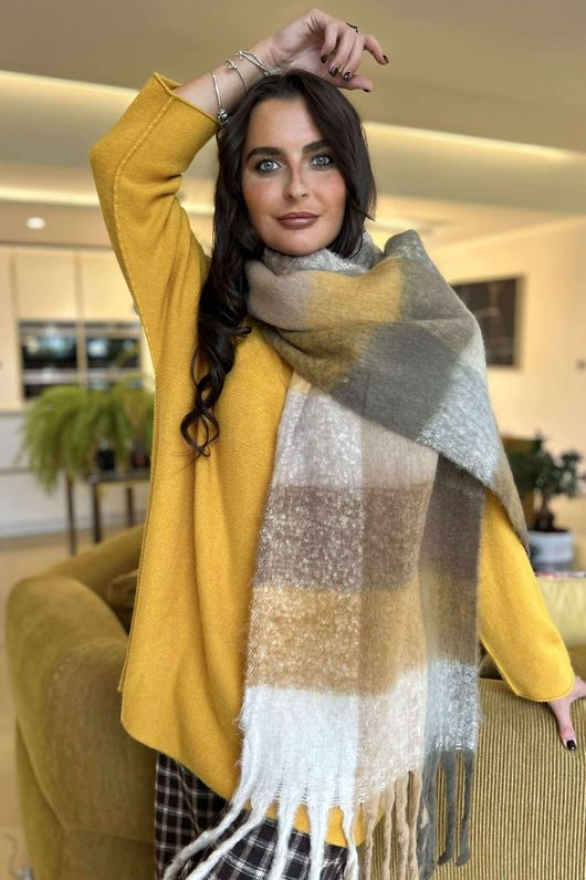 Valley Scarf 3 /8=